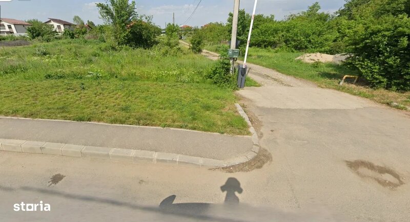 Curtea Domneasca-Radului transport in comun, utilitati langa teren urbanism